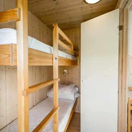Hotel L